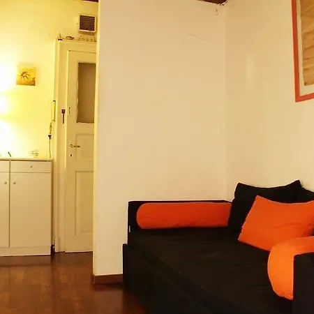 Isola Nido Milan